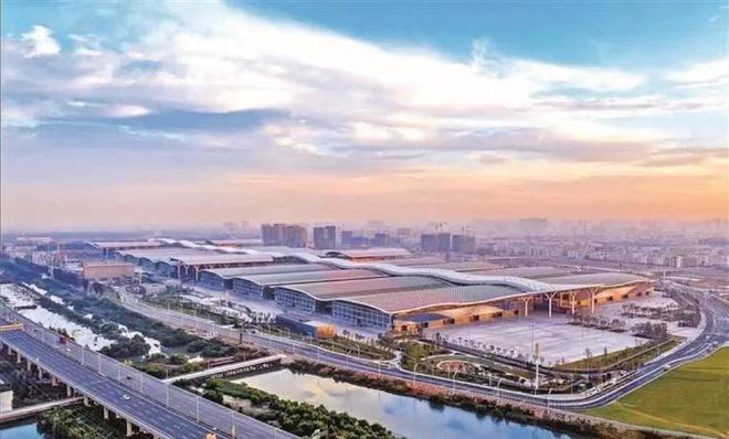 2024年7月官方公告!会展湾雍境怎么样值得买吗?楼盘解析一文读懂(图4) 2024年7月官方公告!会展湾雍境怎么样值得买吗?楼盘解析一文读懂(图4)
