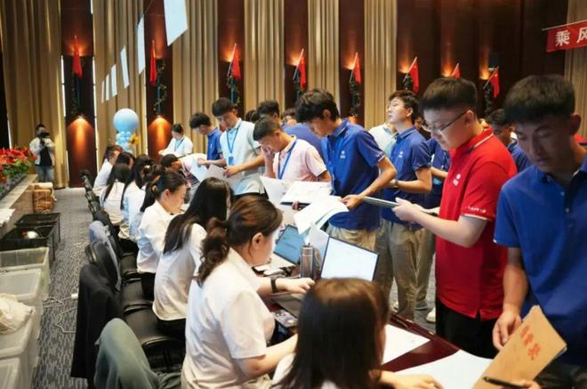 迎新季 600余名新员工正式加入中国水电四局！(图2)
