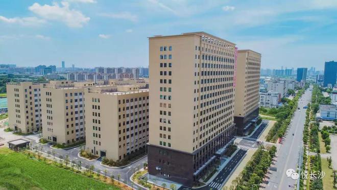 长沙桃李九章售楼处(中建桃李九章官网发布)2024首页-房价-百科(图4) 长沙桃李九章售楼处(中建桃李九章官网发布)2024首页-房价-百科(图4)