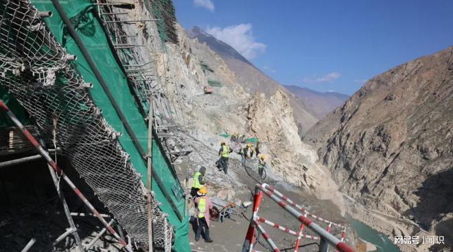 我国在建的最大水电站总投资293亿元一年可发电105亿度(图2)