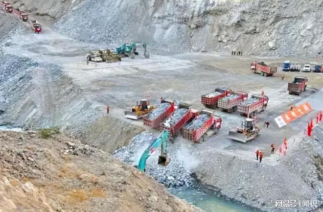 我国在建的最大水电站总投资293亿元一年可发电105亿度(图3)