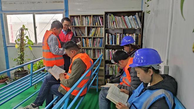 奉贤一住宅小区荣获詹天佑金奖→(图3) 奉贤一住宅小区荣获詹天佑金奖→(图3)