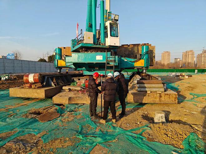 【新城配套】青口镇德华商务大厦项目桩基工程建设如火如荼计划2026年上半年建成并运营(图2) 【新城配套】青口镇德华商务大厦项目桩基工程建设如火如荼计划2026年上半年建成并运营(图2)