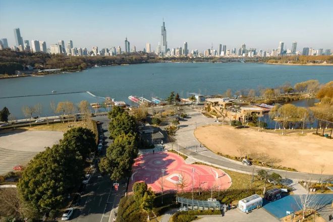南京商业地产周报 南京德基2024年销售额245亿元;文化和旅游交流推介活动在香港成功举办(图5) 南京商业地产周报 南京德基2024年销售额245亿元;文化和旅游交流推介活动在香港成功举办(图5)