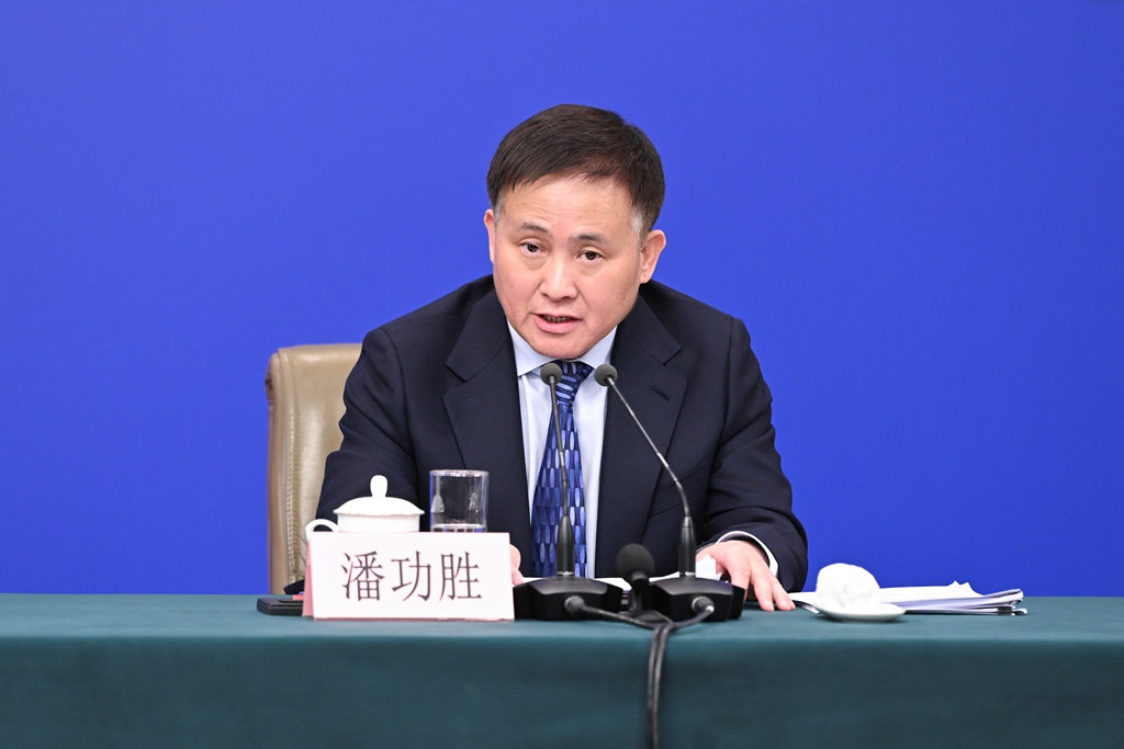 以实招硬招推动经济持续回升向好——五部门主要负责人回应中国经济热点问题(图4)
